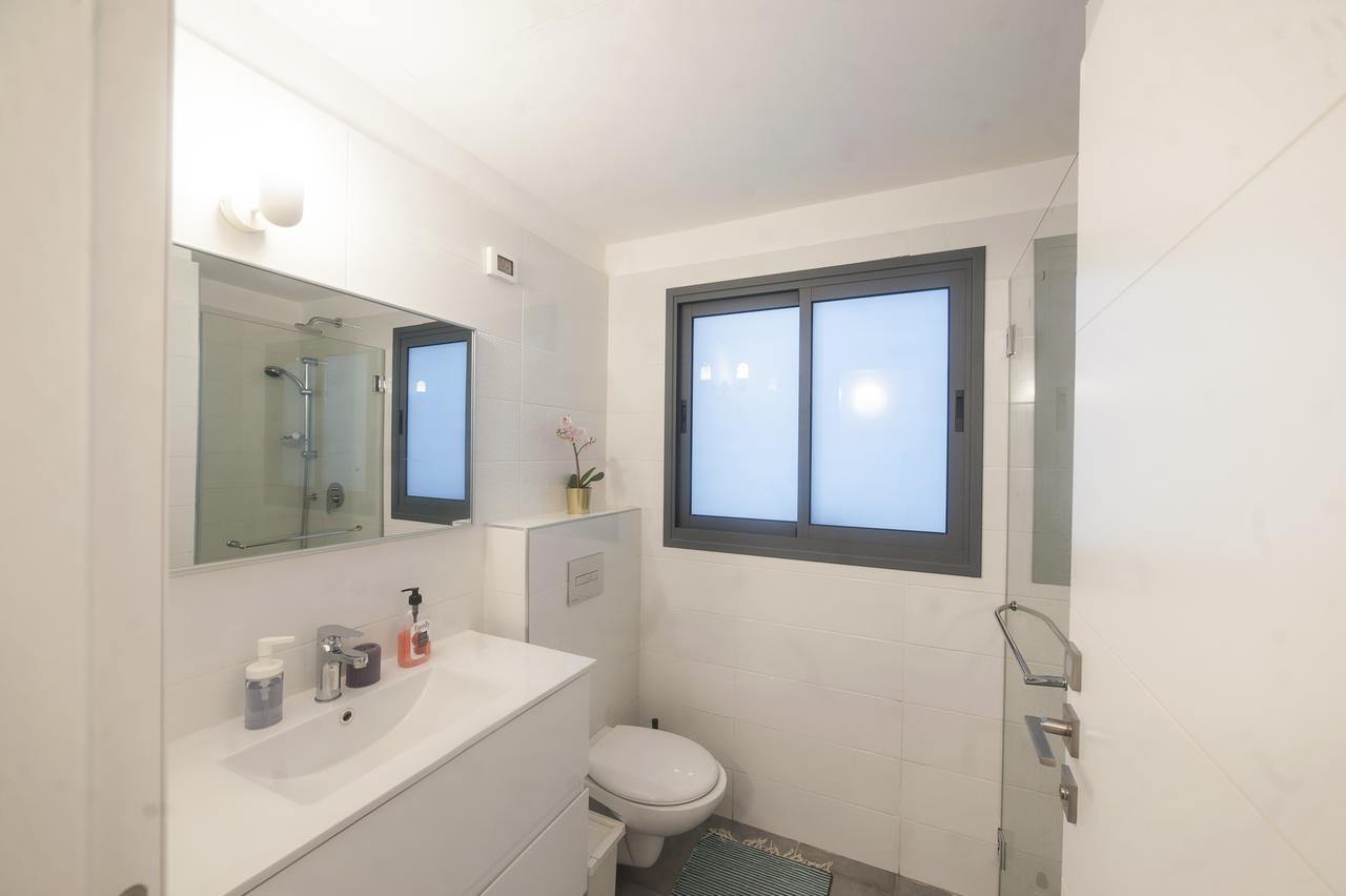 Luxury 2 Bedrooms Apartments Rothschild + Balcony Tel Aviv Exteriör bild