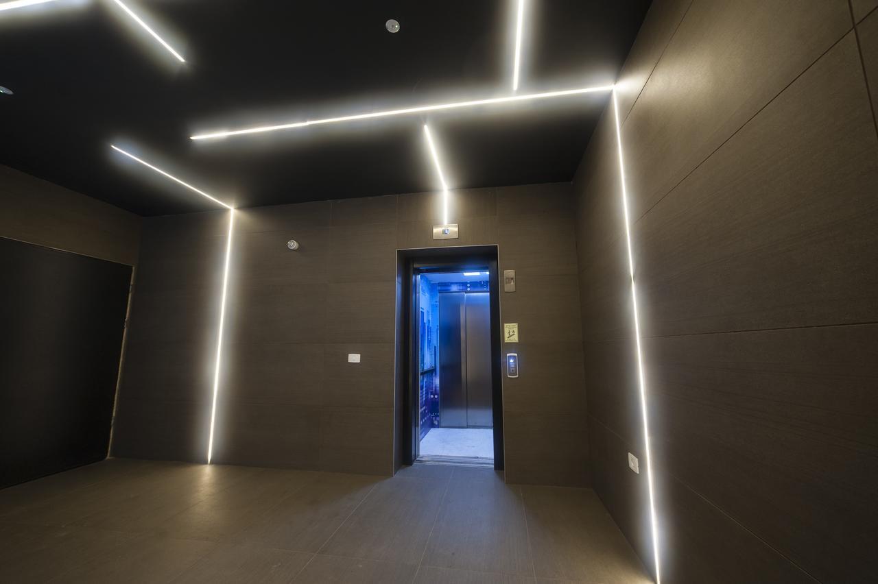 Luxury 2 Bedrooms Apartments Rothschild + Balcony Tel Aviv Exteriör bild